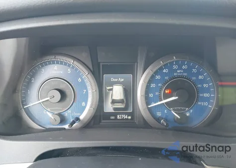 2018 Toyota Sienna Xle 8 Passenger from USA, damaged, VIN 5TDYZ3DCXJS944854